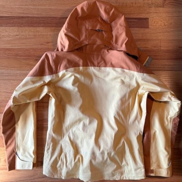 Patagonia 2 Tone Winter Ski Jacket - Picture 4 of 8